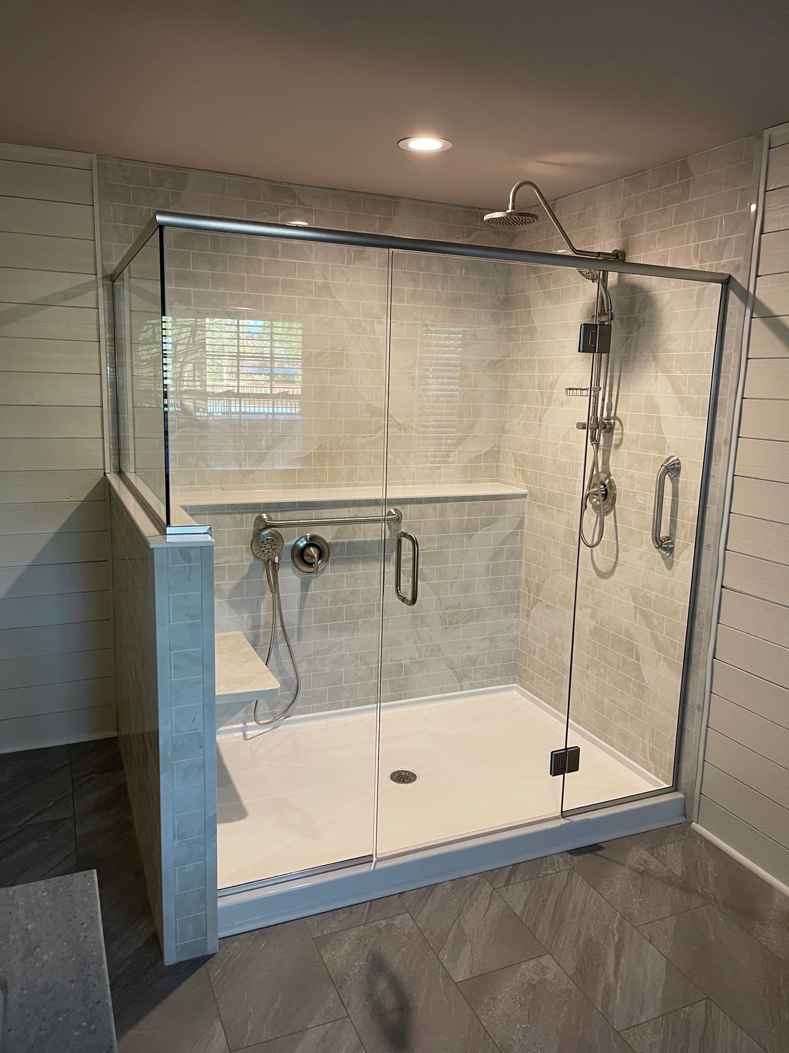 Shower with bench