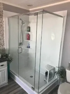 shower_with_custom_glass_wilson